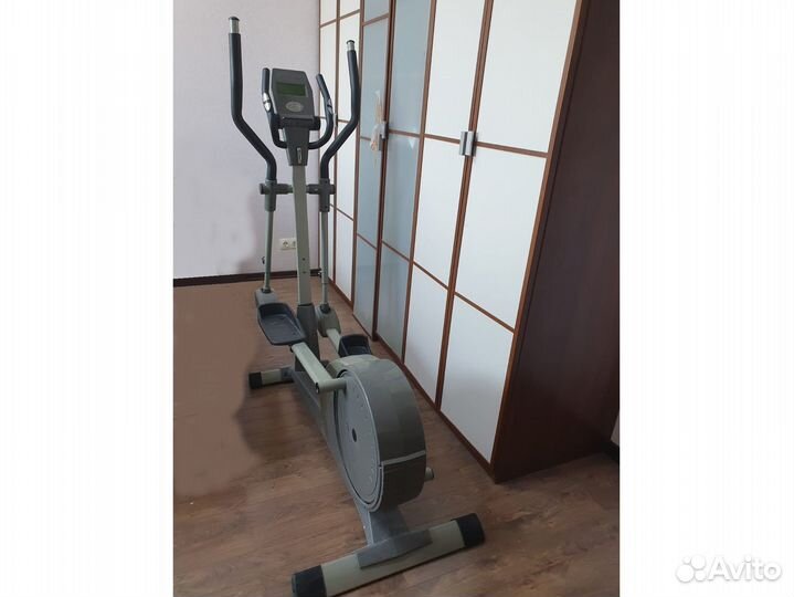 Эллиптический тренажер Torneo C-505 Stella