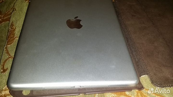 Планшет iPad Air A1475