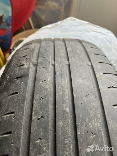 Yokohama BluEarth AE50 215/65 R17 99V