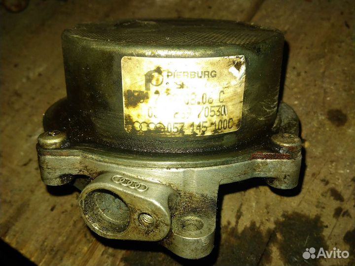 Насос вакуумный Audi Volkswagen