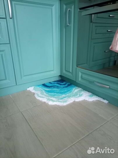 Коврик ручной работы