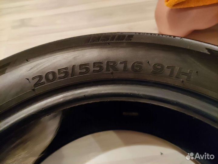 Kumho Ecowing ES01 KH27 205/55 R16