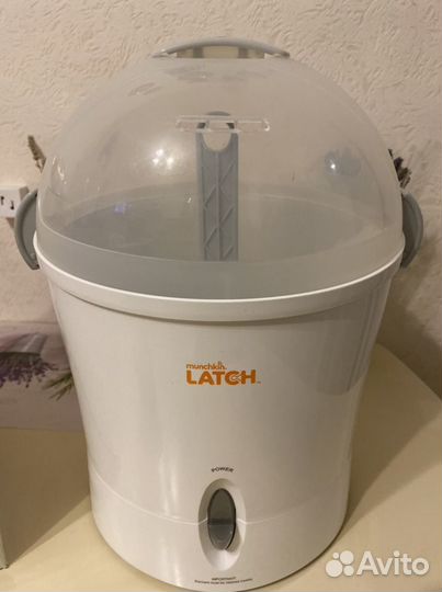 Стерилизатор и бутылочка Munchkin Latch