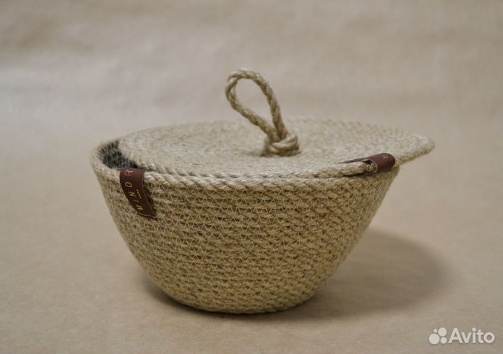 Корзина из джута с крышкой