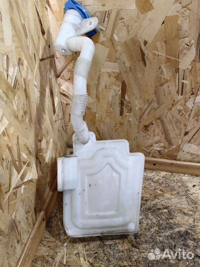 Бачок Омывателя Гольф 5 1K0955453R Q S