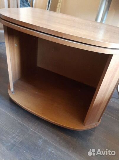 Тумба под телевизор