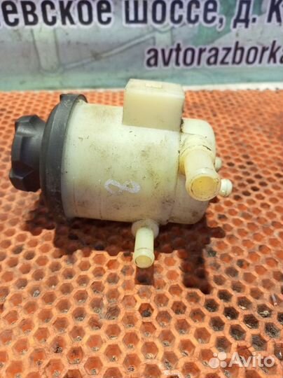 Бачок гур Hyundai Santa Fe