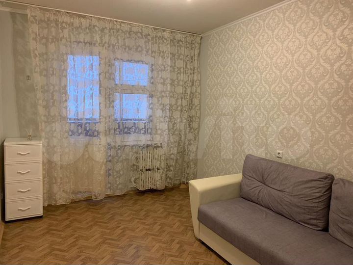 2-к. квартира, 54 м², 2/10 эт.