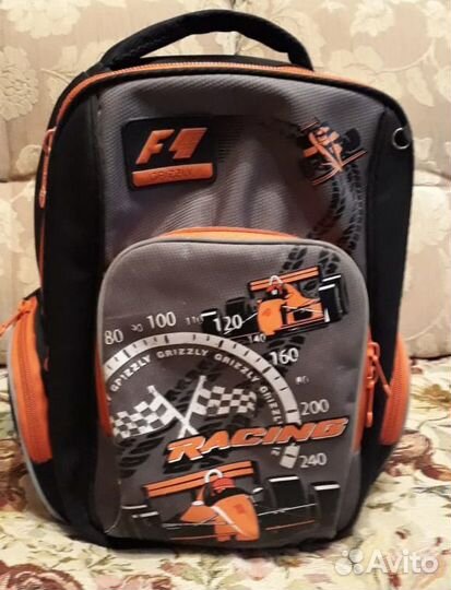 Рюкзак школьный