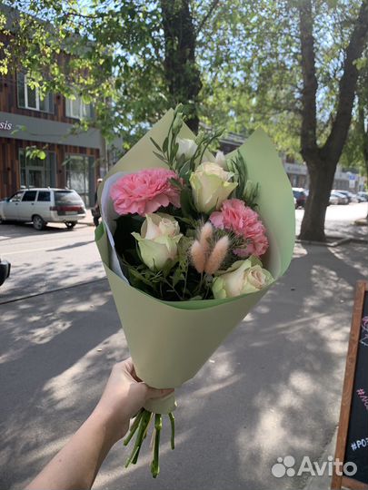 Букет комплимент, цветы с доставкой