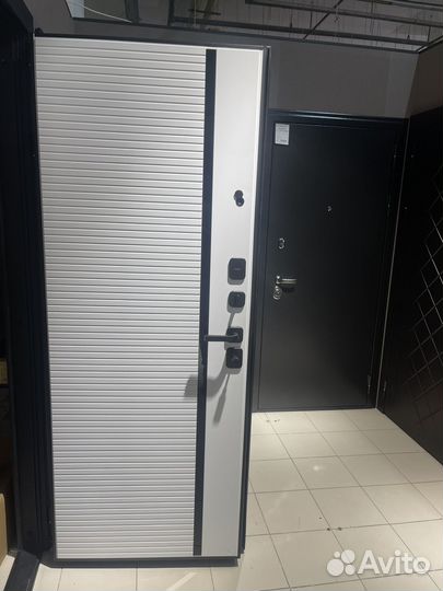 Дверь входная