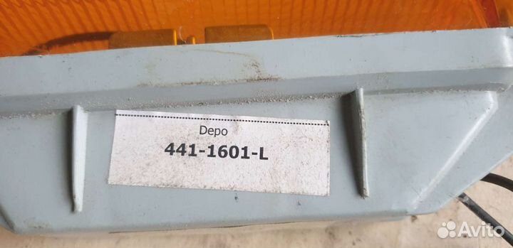 Указатель Поворота Желтый В Бампер Volkswagen