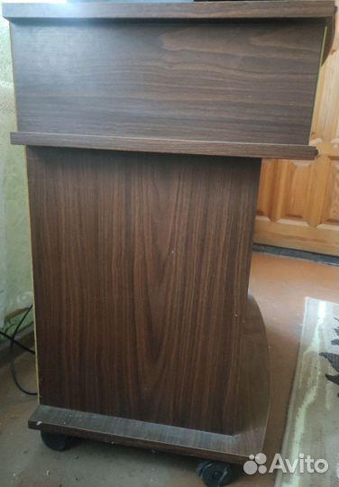 Тумба под телевизор