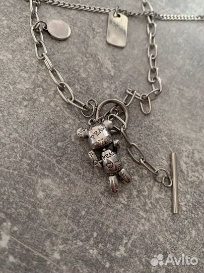 Колье с кулоном