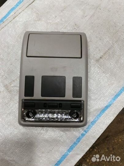 Плафон салонный BMW X5 Е53 2.9л Дизель 184л.с. 2.9