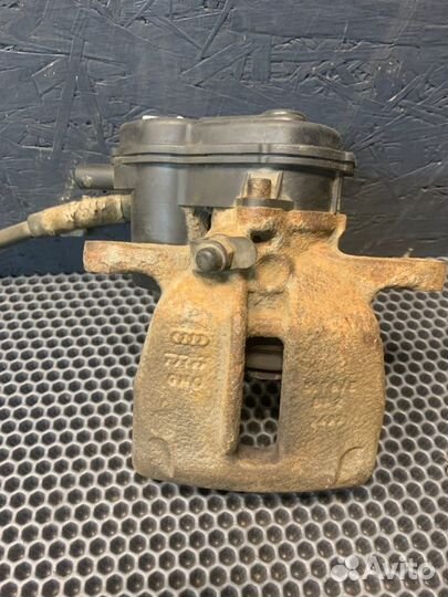 Суппорт тормозной задний Audi A6 C7 cdnb 2014