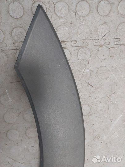 Молдинг крыла правое заднее Ford Bronco Sport, 2022