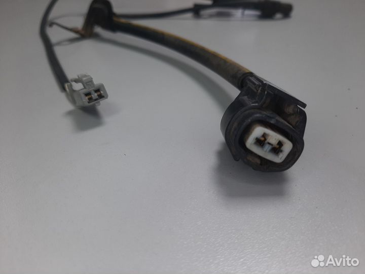 Провод датчика ABS задний правый Camry 30 2azfe