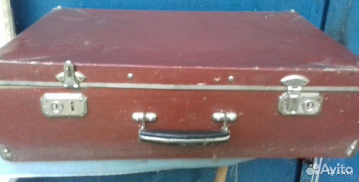 Шиньон, чемодан,ручка для переноски,веретеноссср