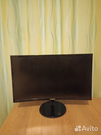 Игровой монитор Samsung