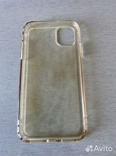 Чехол на iPhone 11