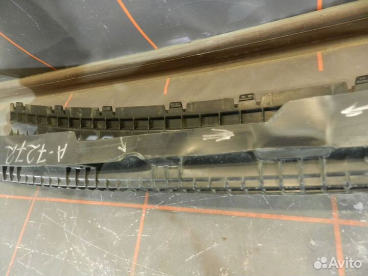 Кронштейн бампера - Audi A6 C7 (2011-18г.в.)