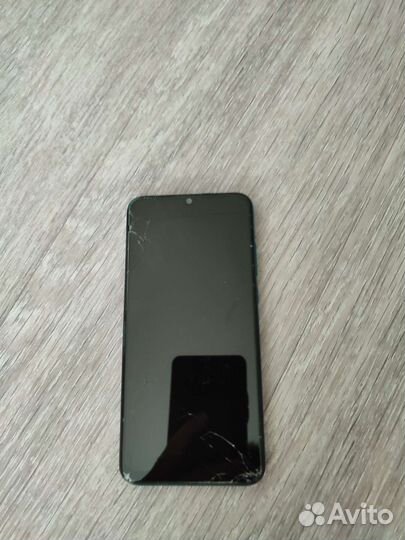 Мобильные телефоны бу android Huawei Smart 2019