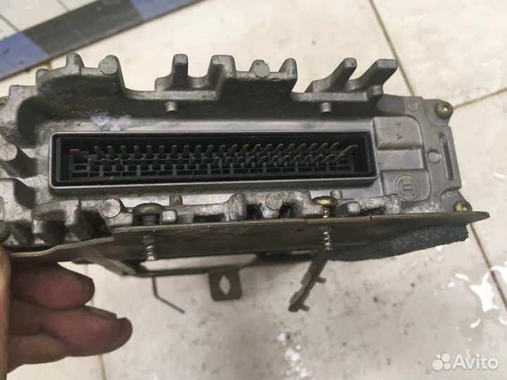 Блок управления двигателем Golf III/Vento 1991-199