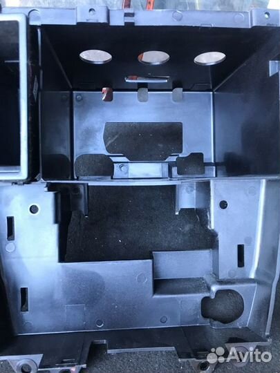 Кронштейн Volvo S60