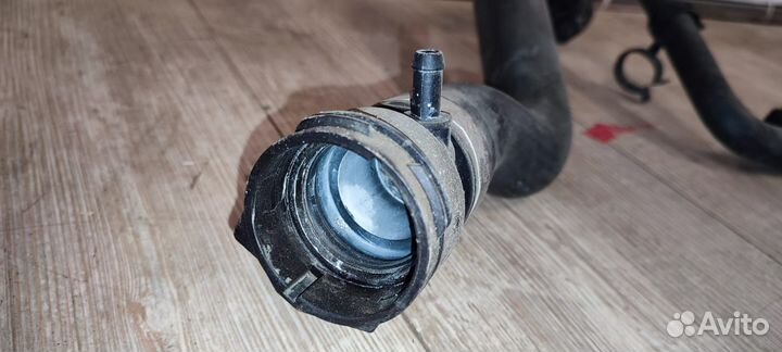 Патрубок радиатора верхний BMW 3 E90