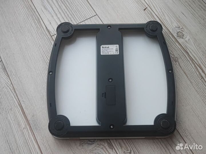 Весы напольные электронные