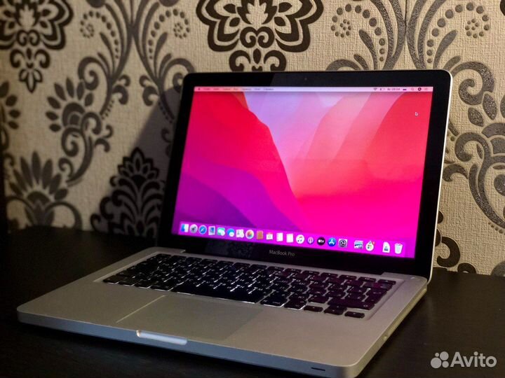 Ноутбук Apple MacBook Pro 13 10/128 гб