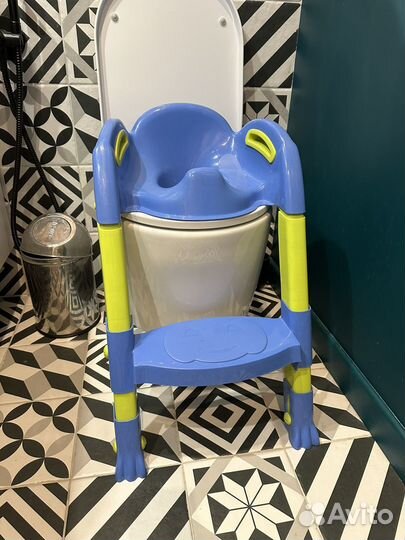 Сидушка на унитаз детская со ступенькой