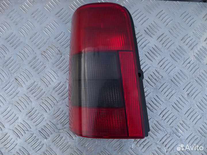 Фонарь задний левый Peugeot Partner M59 2004г