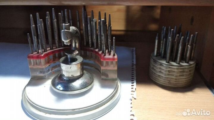 Инструмент для ремонта часов