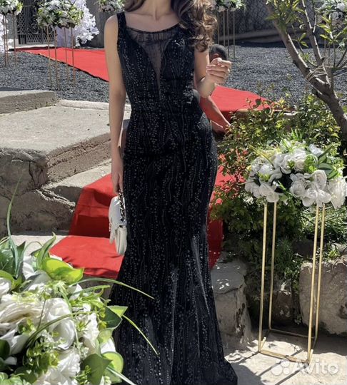 Вечернее платье в пол 40 42