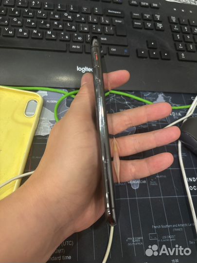iPhone X, 64 ГБ