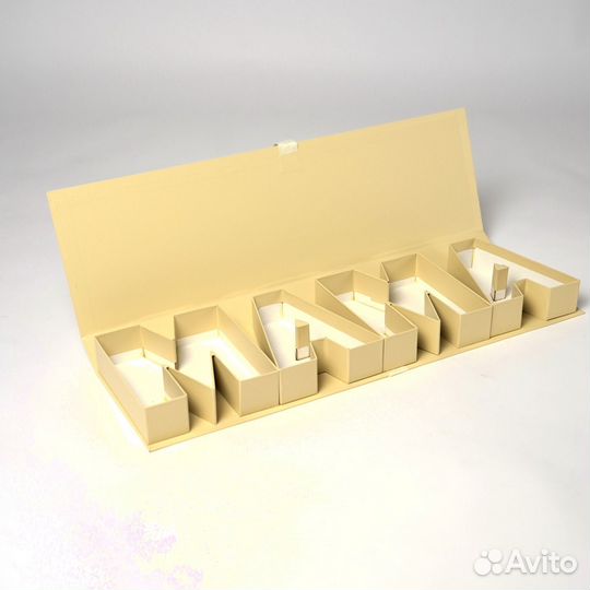 Коробка Мама