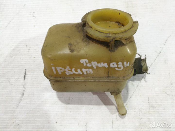 Бачок гидроусилителя Toyota Ipsum SXM10 3SFE 1997