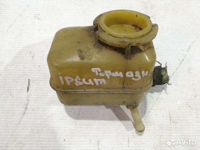 Бачок гидроусилителя Toyota Ipsum SXM10 3SFE 1997