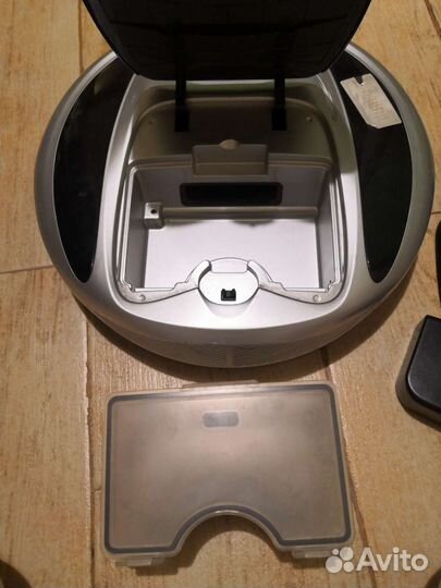 Робот пылесос Polaris pvcr 0225D