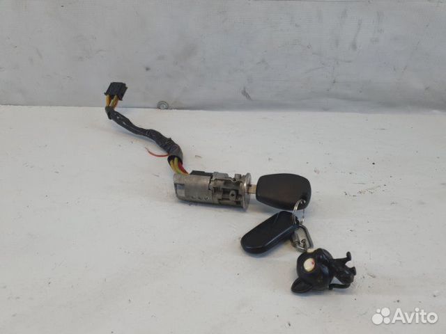 Замок зажигания Renault Logan 1 K7MF710 2007