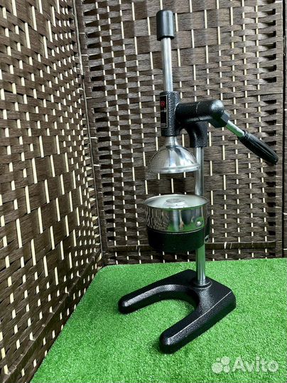 Соковыжималка для граната и цитрусовых