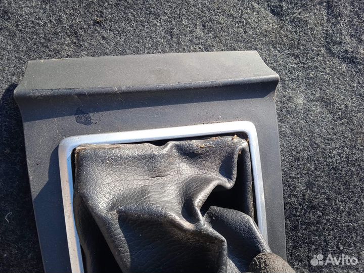 Накладка кпп ford focus 2 (2005-2011)