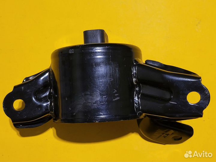 Опора двигателя левая Solaris I, Rio III мт