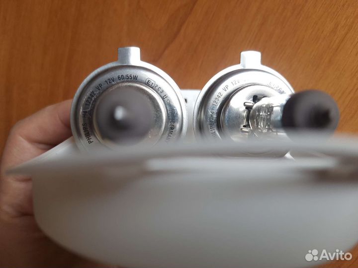 Галогеновые лампы H4 philips + птф H3 маяк