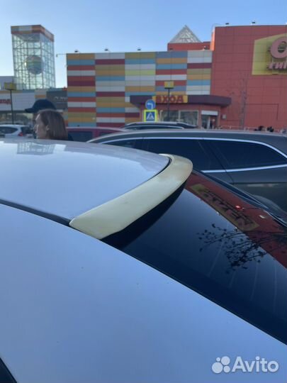Козырек/спойлер на заднее стекло corolla 120