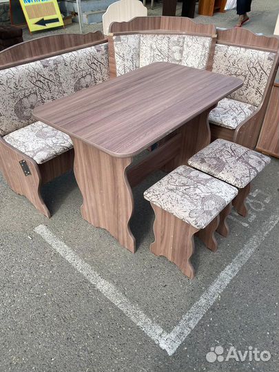 Кухонный уголок