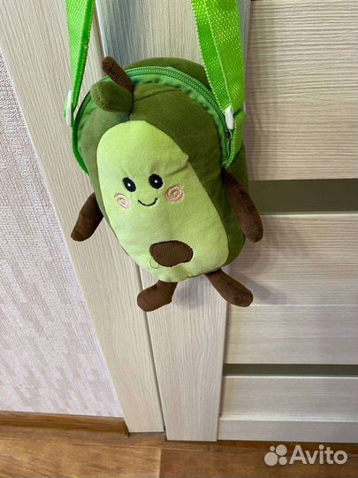 Сумочка авокадо