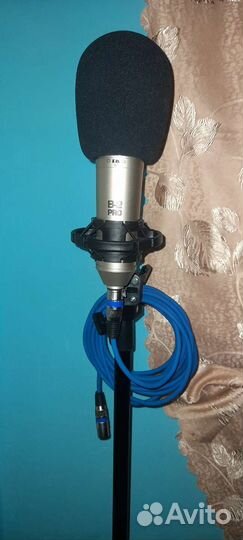 Студийный микрофон Behringer B-2 PRO